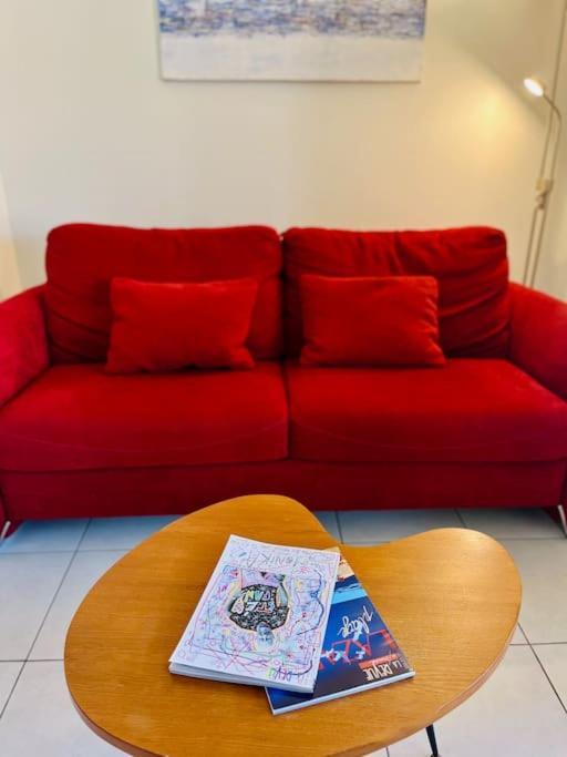 "Clavel 26" Joli T2 En Duplex A 3 Min Des Halles Сет Экстерьер фото